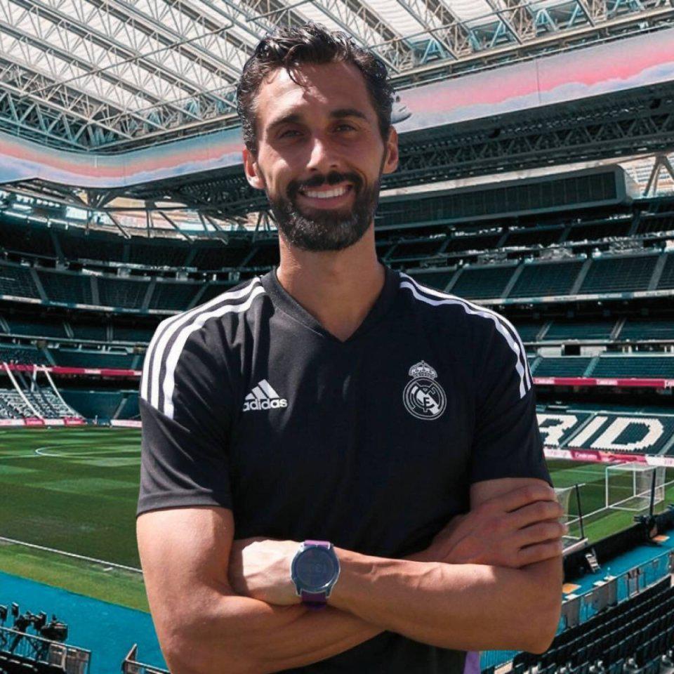 bob半岛体育官方网站-一夜双线豪门压力测试！皇马新帅西甲首秀，英超利物浦想打破怪圈